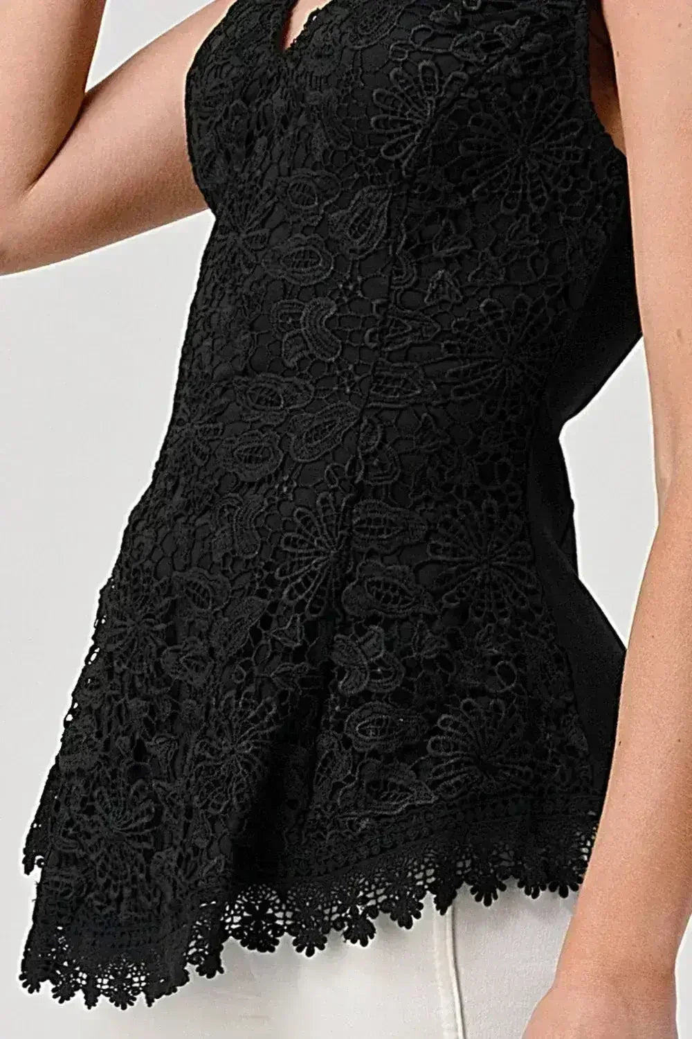 Haut péplum sans manches en dentelle - Caraco à col en V pour femme | Femstylo