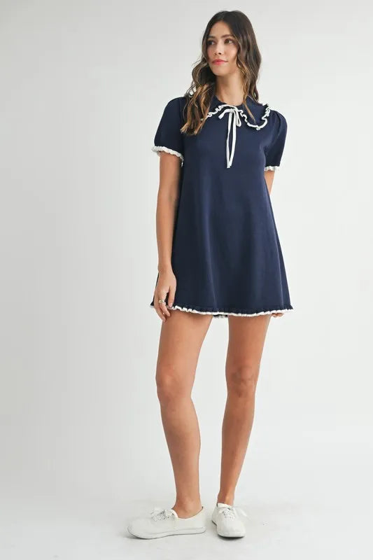 Mini-robe pour femme en maille fine à col volanté – Mini-robe volantée, Robe en maille fine, Robe à col, Mini-robe féminine, Robe en maille chic