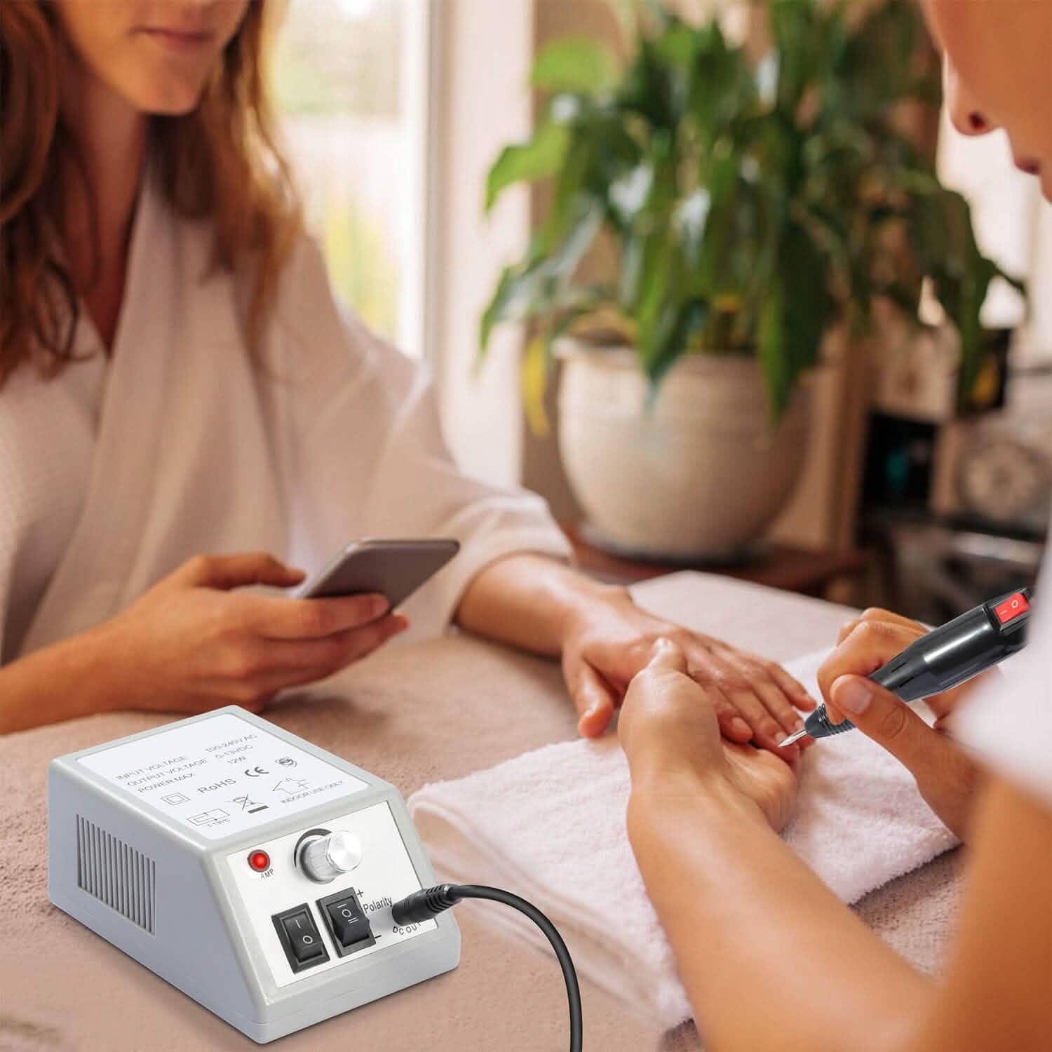 Ponceuse à Ongles Électrique 20000 tr/min avec 6 Embouts pour Manucure et Pédicure