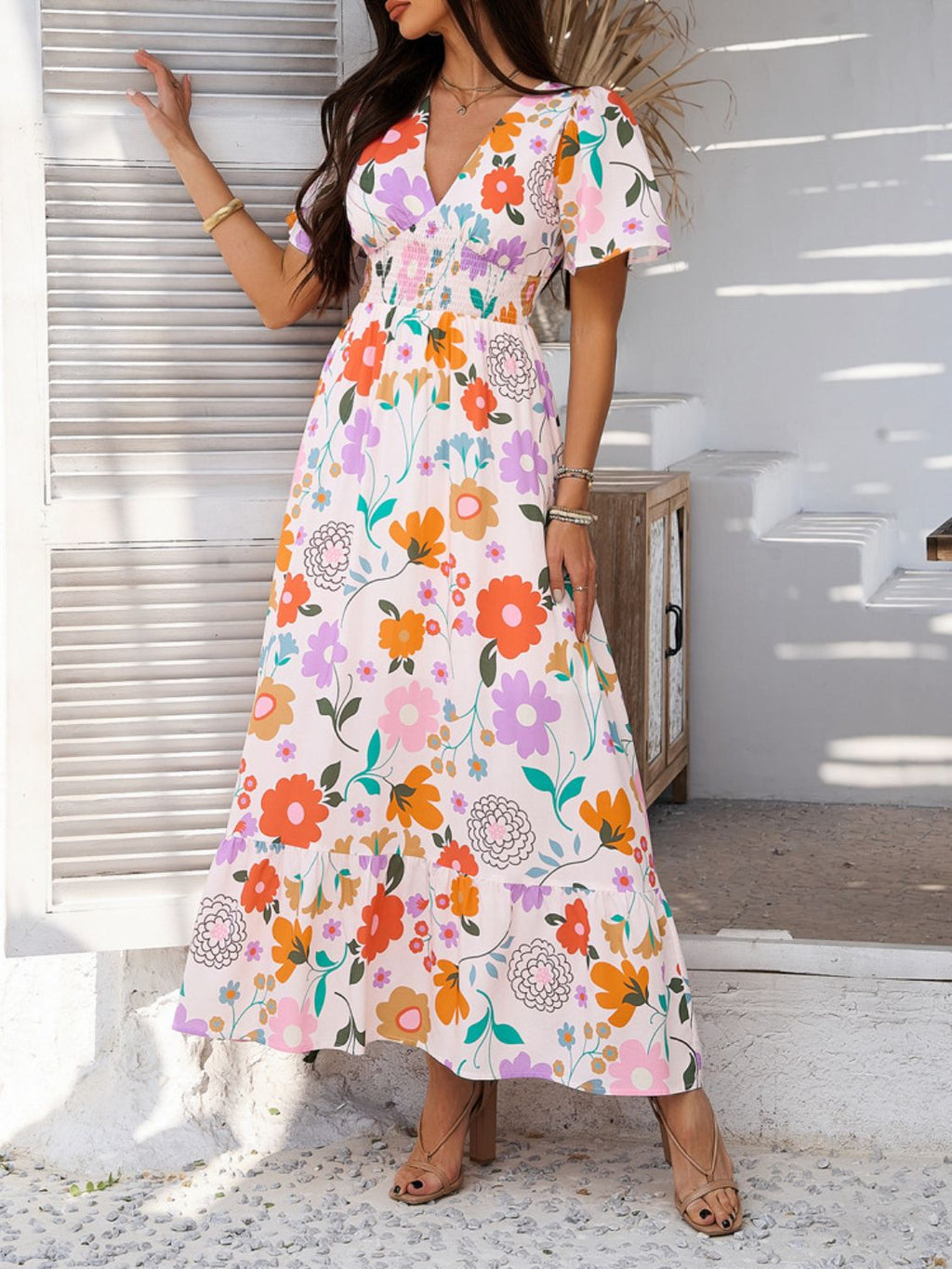 Robe longue élégante pour femme à imprimé floral, col en V et manches courtes