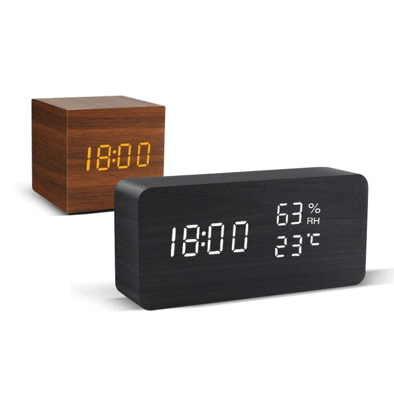 Réveil LED en bois avec affichage numérique de l'heure, 3 réglages d'alarme, détection d'humidité et de température, fabriqué en bois, horloges électriques de table à commande vocale, alimenté par USB/AAA, horloges électroniques de bureau en bois