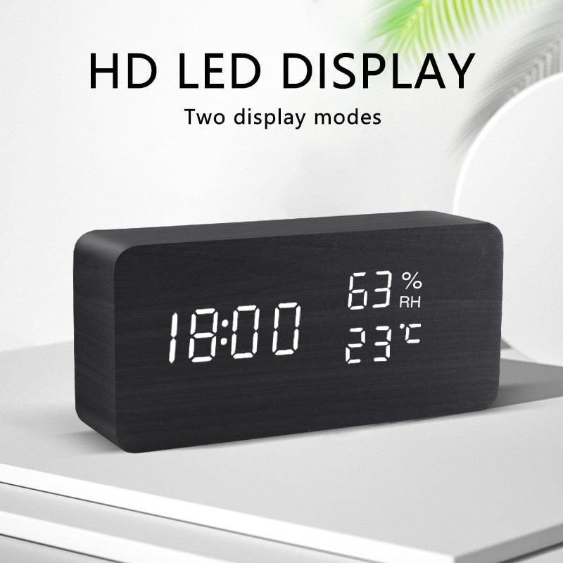 Réveil LED en bois avec affichage numérique de l'heure, 3 réglages d'alarme, détection d'humidité et de température, fabriqué en bois, horloges électriques de table à commande vocale, alimenté par USB/AAA, horloges électroniques de bureau en bois