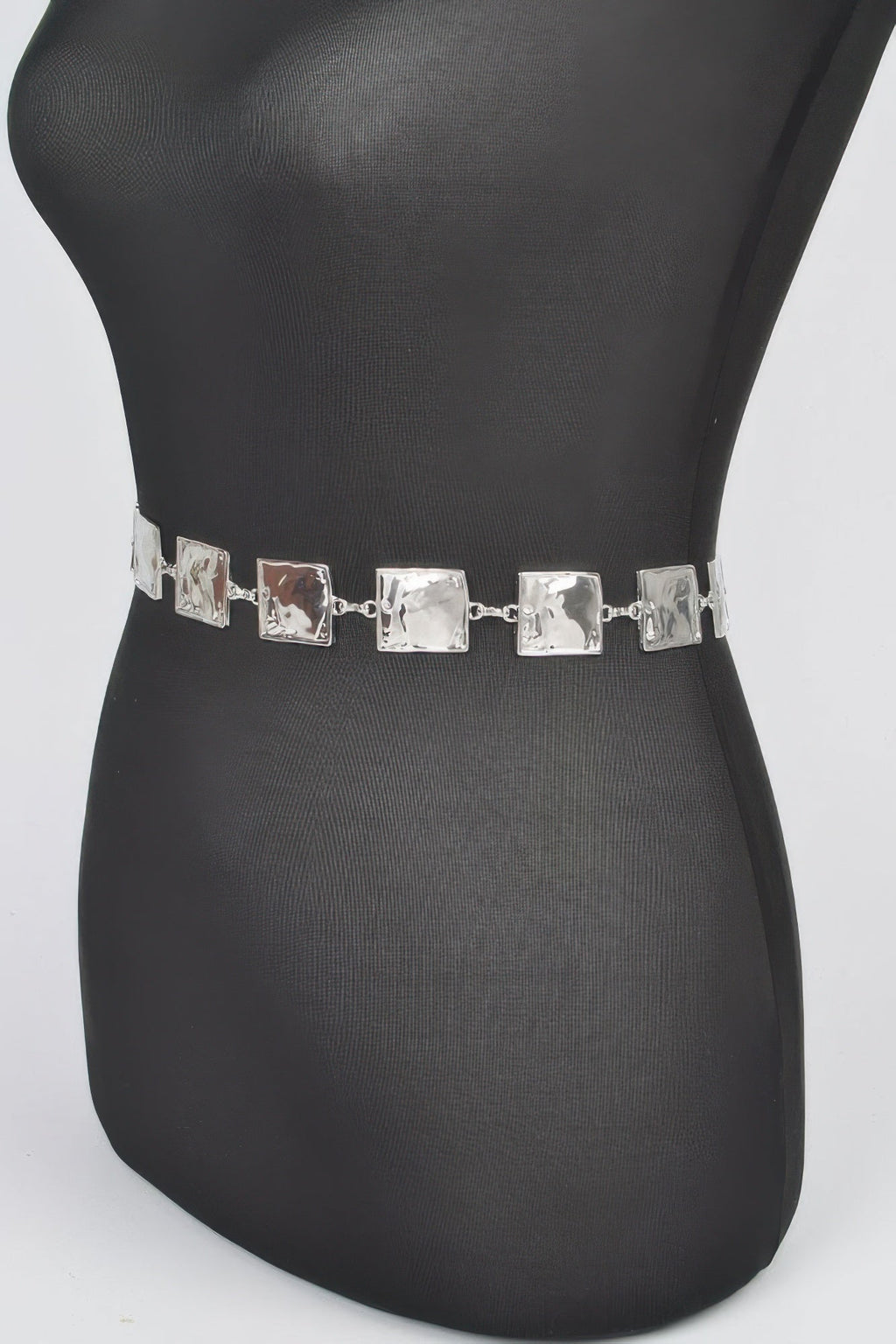 Ceinture en chaîne carrée en métal martelé
