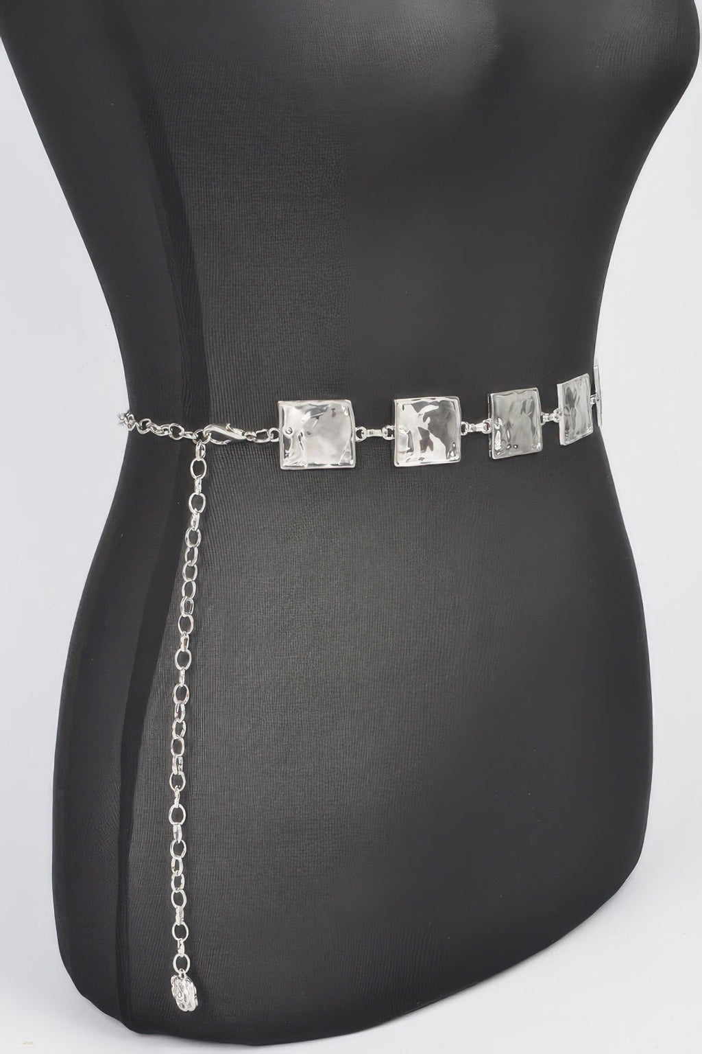 Ceinture en chaîne carrée en métal martelé