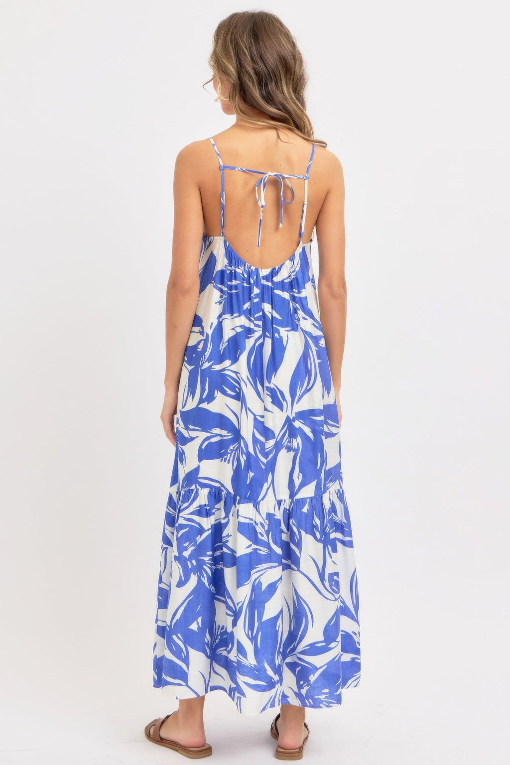 Robe longue d'été à fleurs bleues