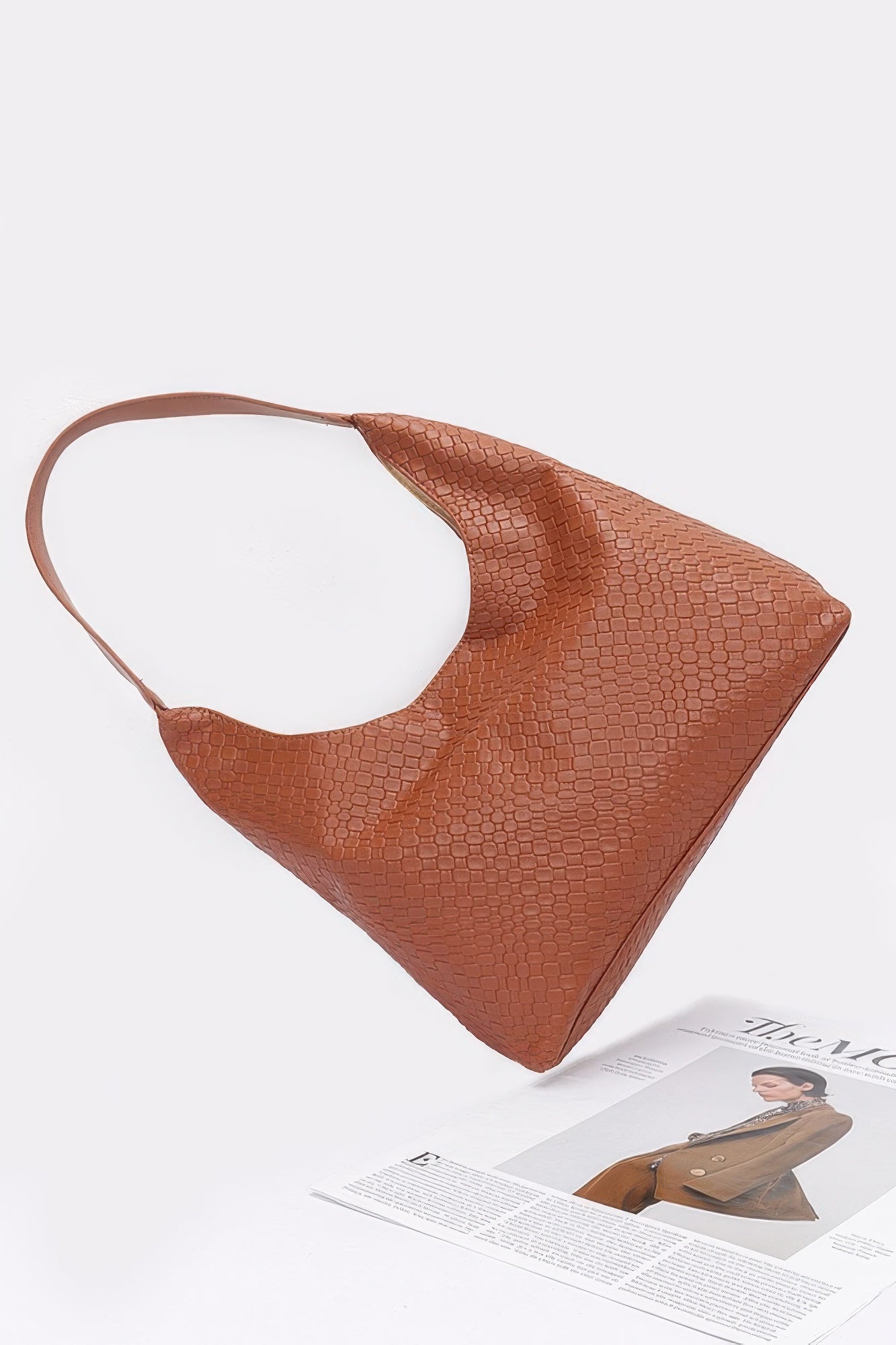 Sac à bandoulière en faux cuir embossé