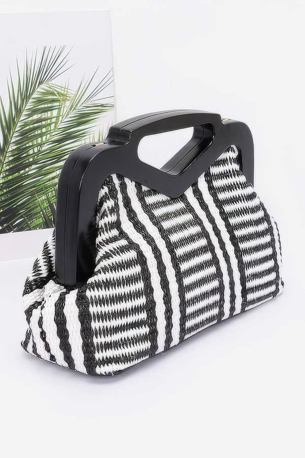 Pochette à cadre en bois et paille synthétique