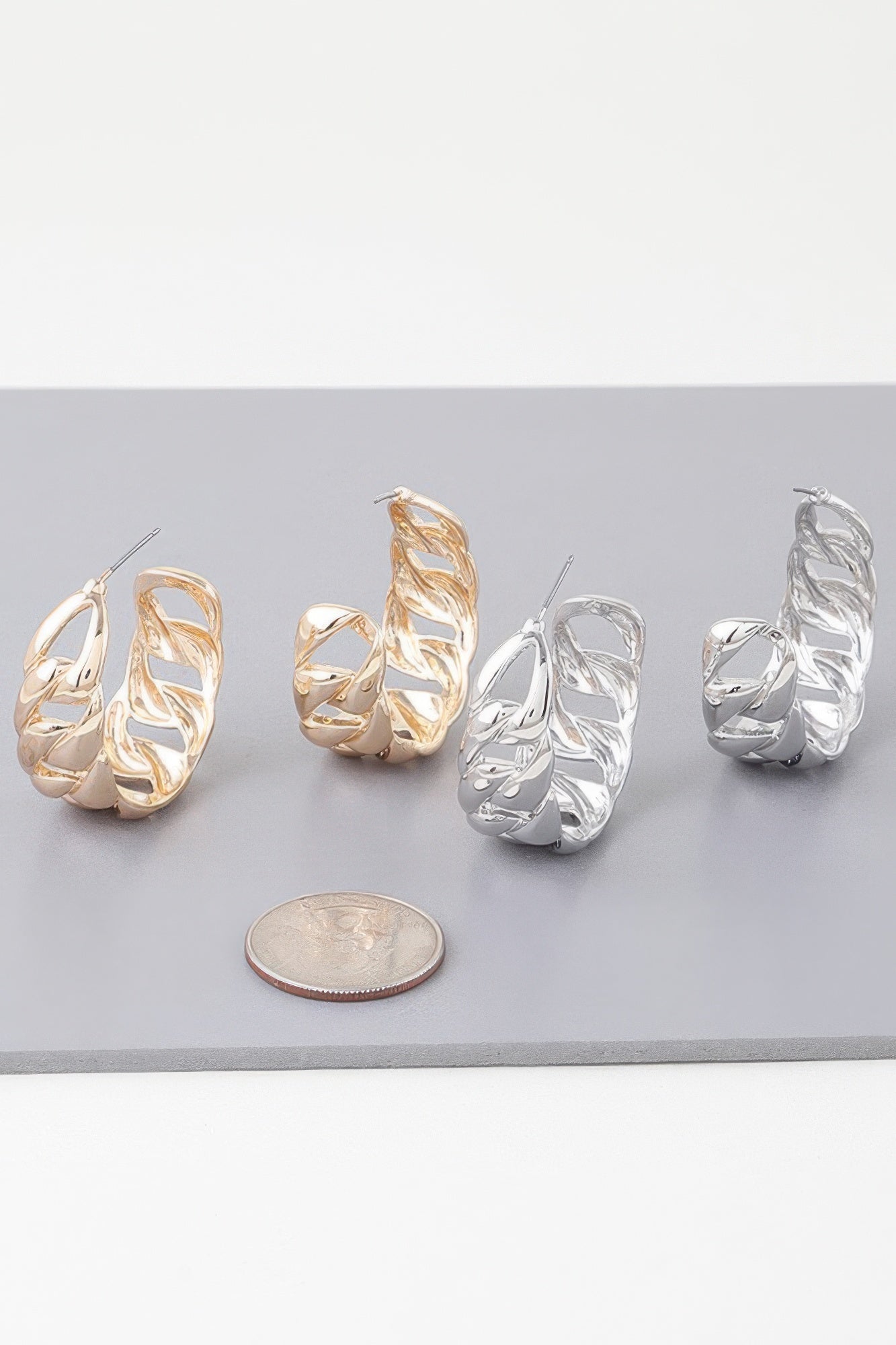 Boucles d'oreilles créoles avec chaîne maillons gourmette