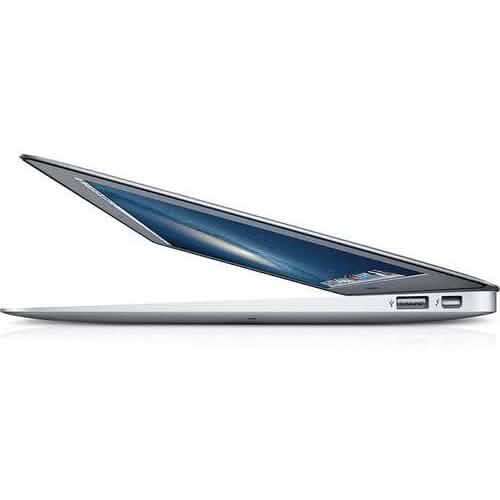 Apple MacBook Air Core i5 1,3 GHz 11" 4 Go 256 Go (reconditionné)