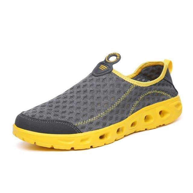 Chaussures Aquatiques Unisexe Décontracté Mode Maille Respirante Séchage Rapide Semelle Caoutchouc Extérieure Chaussures d'Eau Antidérapantes pour Plage Sports Nautiques Légères à Enfiler pour la Marche