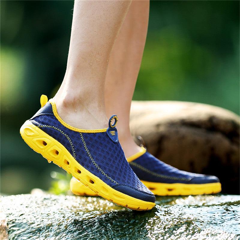 Chaussures Aquatiques Unisexe Décontracté Mode Maille Respirante Séchage Rapide Semelle Caoutchouc Extérieure Chaussures d'Eau Antidérapantes pour Plage Sports Nautiques Légères à Enfiler pour la Marche