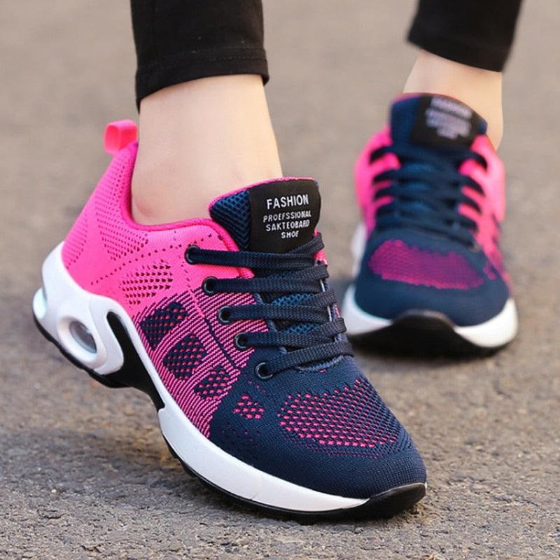 Baskets de sport athlétiques respirantes pour femmes, à la mode, rehaussantes, avec coussin d'air, semelle souple, ultralégères, pour la course et l'entraînement, design sportif