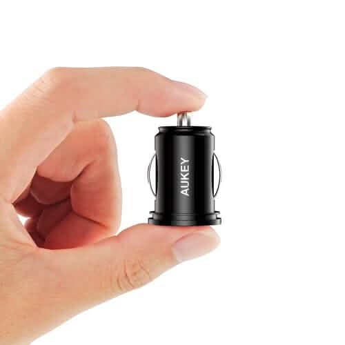 Chargeur de voiture double port Aukey Universal True AiPOWER 24W 4.8A (reconditionné)