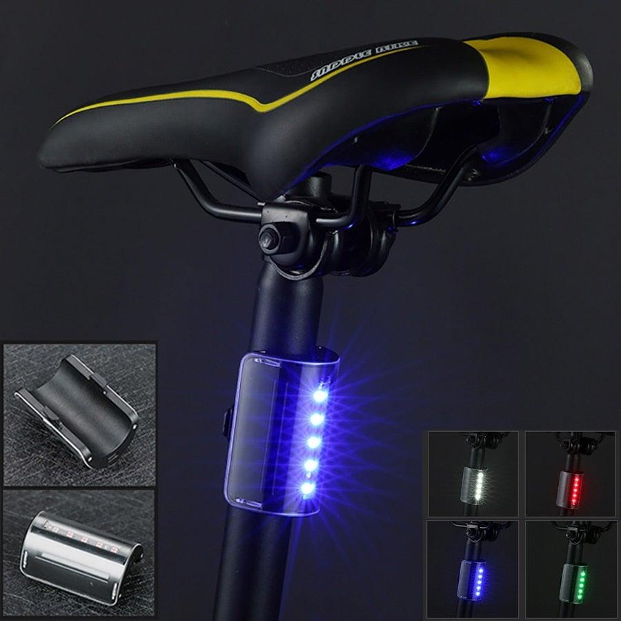 Feu de vélo à détection automatique, feu arrière de vélo étanche LED USB rechargeable, feu arrière de sécurité, feu d'avertissement de selle, phare de vélo étanche, modes d'éclairage LED, lumières de vélo pour la conduite de nuit