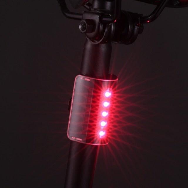 Feu de vélo à détection automatique, feu arrière de vélo étanche LED USB rechargeable, feu arrière de sécurité, feu d'avertissement de selle, phare de vélo étanche, modes d'éclairage LED, lumières de vélo pour la conduite de nuit