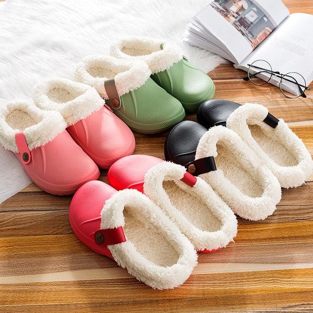Automne Hiver Nouveaux Pantoufles d'intérieur Légères pour Hommes Antidérapantes Chaudes et Imperméables en Peluche Coton Classiques Sabots Fourrés Imperméables Hiver Maison Confortables Pantoufles d'intérieur