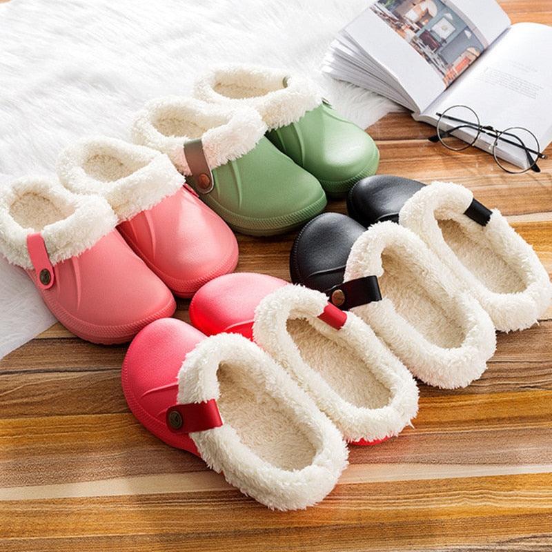 Automne Hiver Nouveaux Pantoufles d'intérieur Légères pour Hommes Antidérapantes Chaudes et Imperméables en Peluche Coton Classiques Sabots Fourrés Imperméables Hiver Maison Confortables Pantoufles d'intérieur