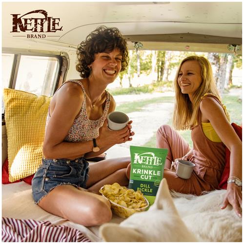 Kettle Brand Croustilles de pommes de terre coupe ondulée cornichon à l'aneth, 7,5 oz