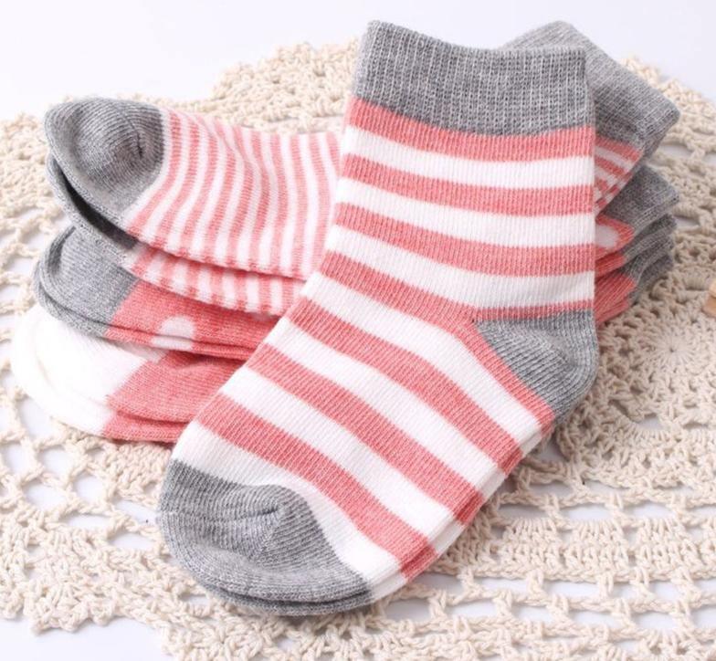 4 PAIRES/LOT de chaussettes en coton modernes pour bébés et enfants, printemps/automne, hiver, nouveau-né, nourrisson, chaussettes antidérapantes pour enfants