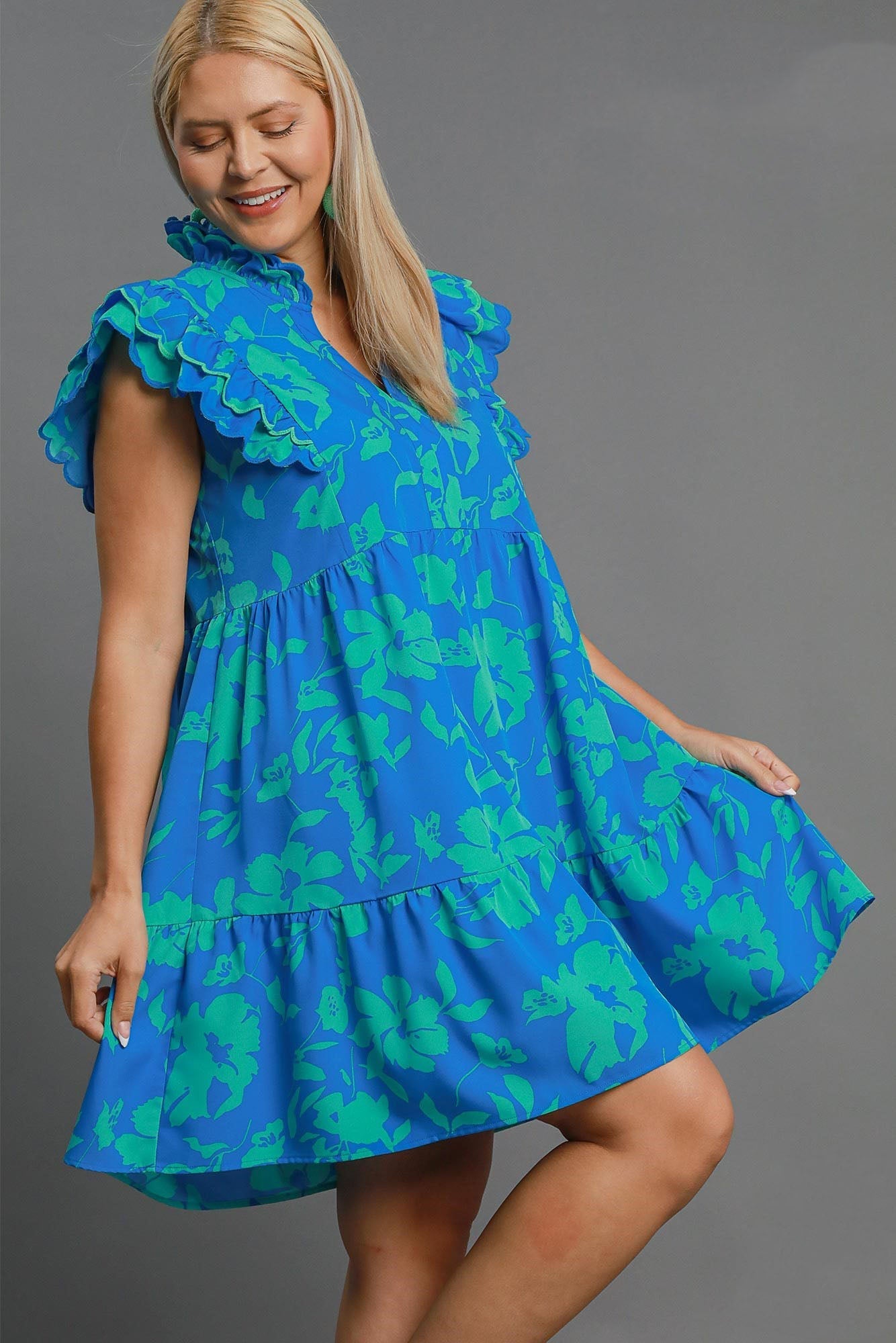 Robe Mini Bleue Grande Taille à Imprimé Floral Bicolore et Manches Volantes, Robe Élégante Grande Taille