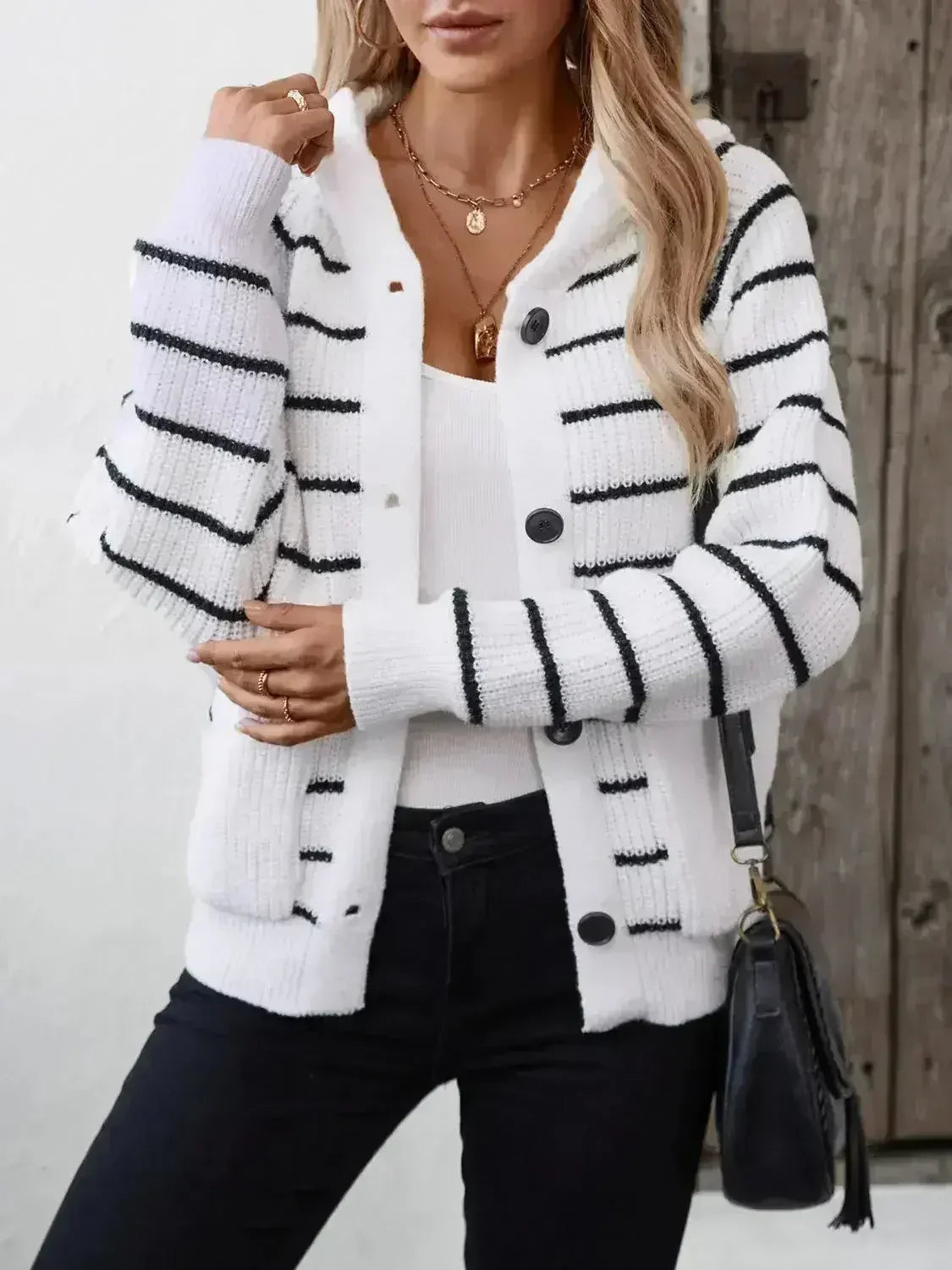 Cardigan à capuche rayé et boutonné à manches longues