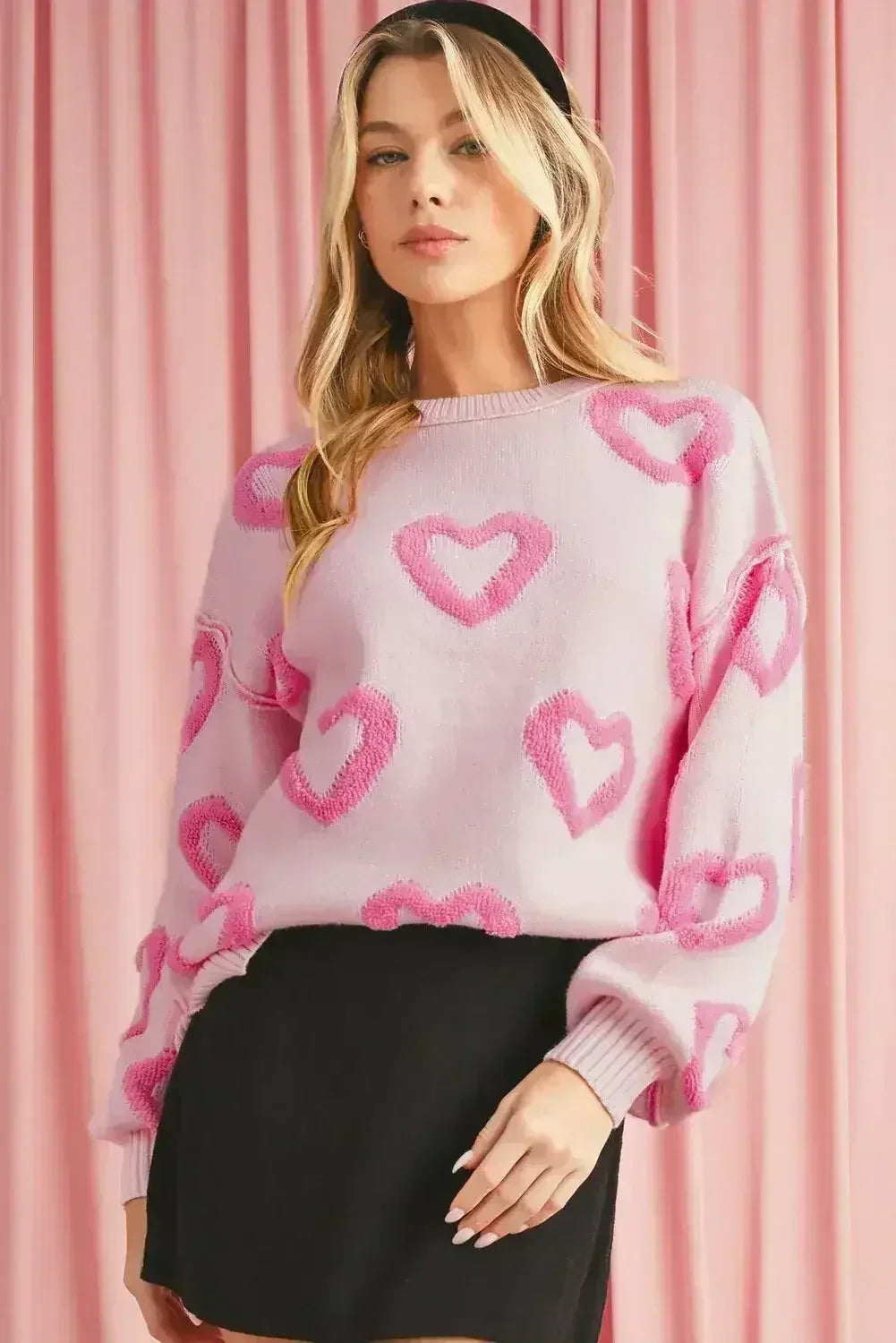Pull ample en maille à manches bouffantes et cœur rose