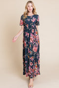 Robe longue florale à manches courtes – Robe longue élégante, Robe longue florale à manches courtes, Robe longue froncée, Robe à silhouette fluide, Robe d'été confortable, Robe flatteuse pour diverses occasions, Robe longue polyvalente