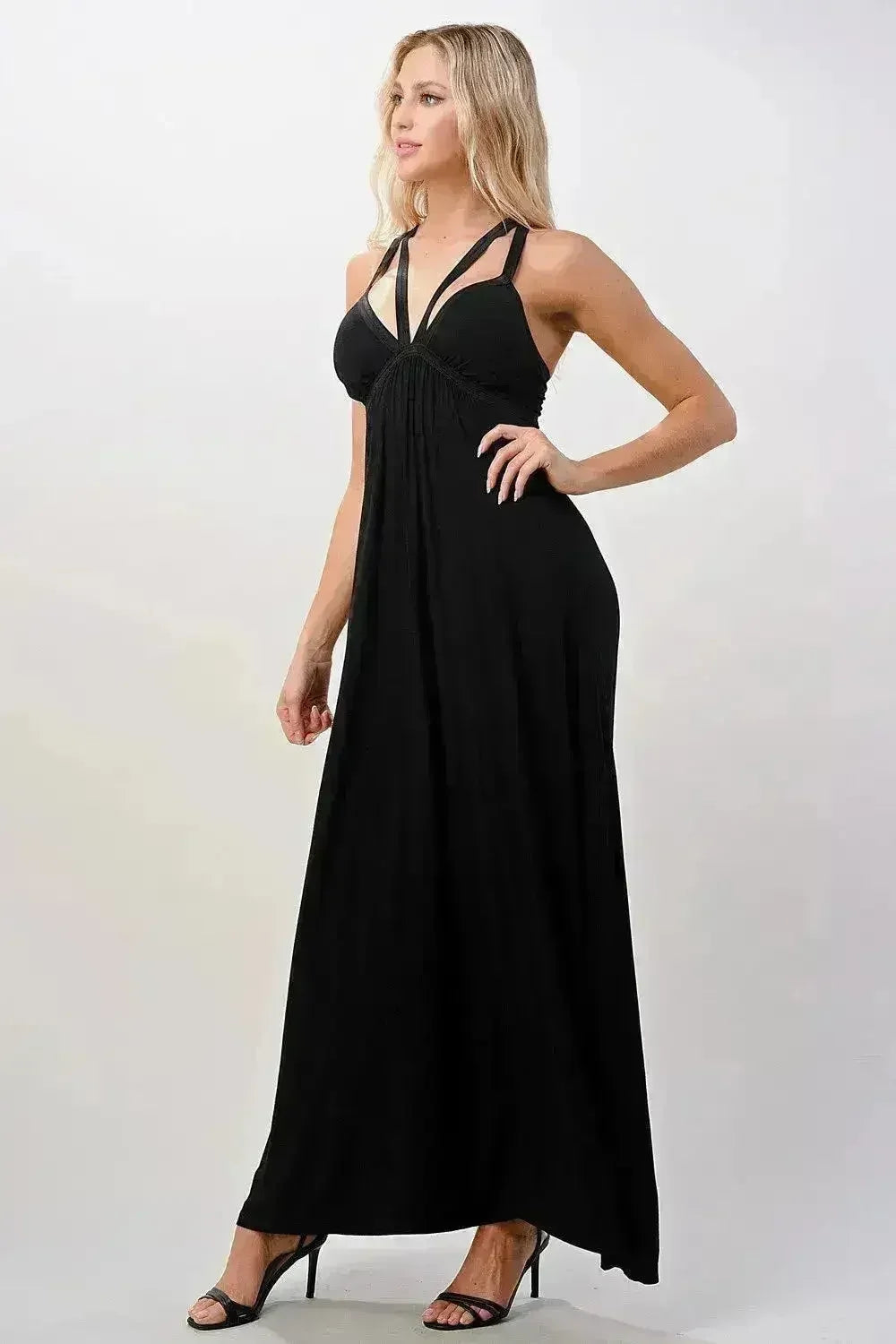 Robe longue décolleté en V et fines bretelles croisées Fluide - Femstylo