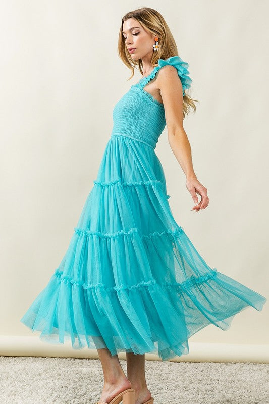 Robe midi étagée en tulle à volants pour femme – Design à volants aérien, élégant et romantique avec détails en tulle pour une silhouette féminine