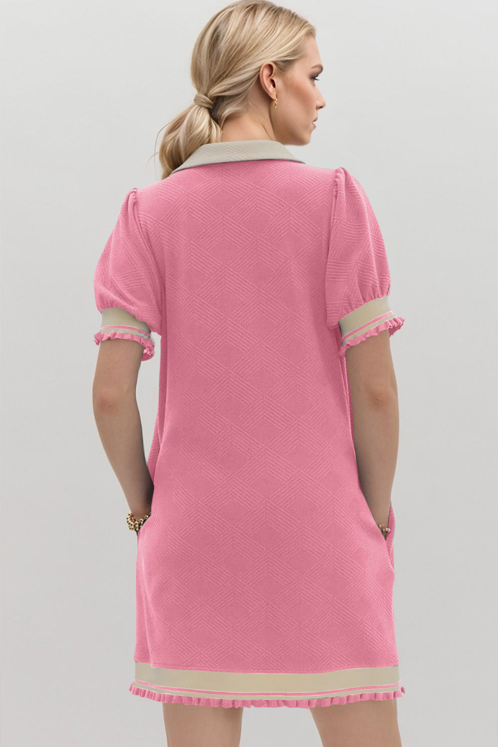 Robe Courte Tendance à Manches Courtes Contrastées, Douce et Confortable, Décontractée pour Femmes