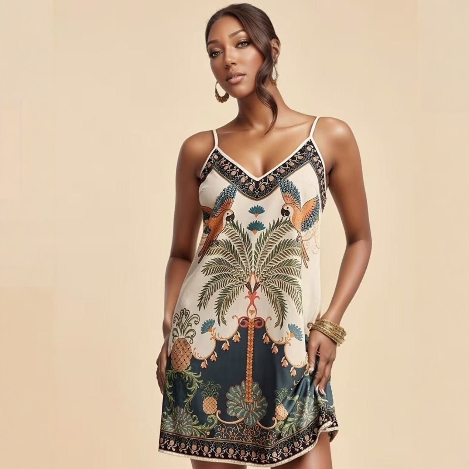 Robe nuisette à col en V imprimé tropical de styles européen et américain