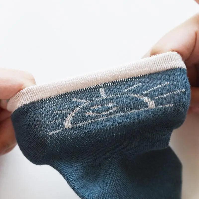 Chaussettes d'automne en coton à motif de dessins animés pour bébés filles, nouveau-nés et tout-petits, style unique, matière douce, couleurs mignonnes