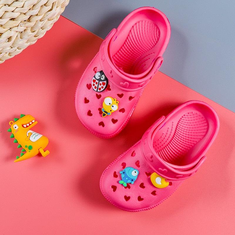 Chaussures d'été bébé Trous antidérapantes pour enfants Sandales de plage Clogs pour garçons et filles Respirantes antidérapantes Crocs Enfants Haute élasticité Sandales enfants Intérieur Extérieur Imperméables Sandales de plage
