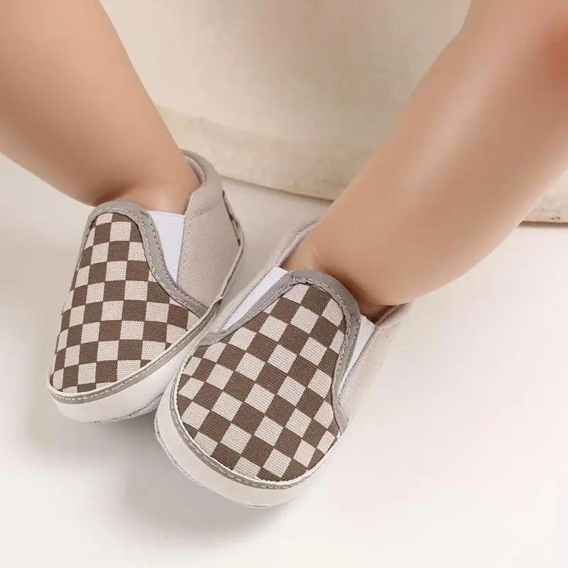 Chaussures Bébé Classiques Sport Semelle Souple Cuir PU Multi-Couleur Chaussons Bébé Mocassins Baskets Décontractées