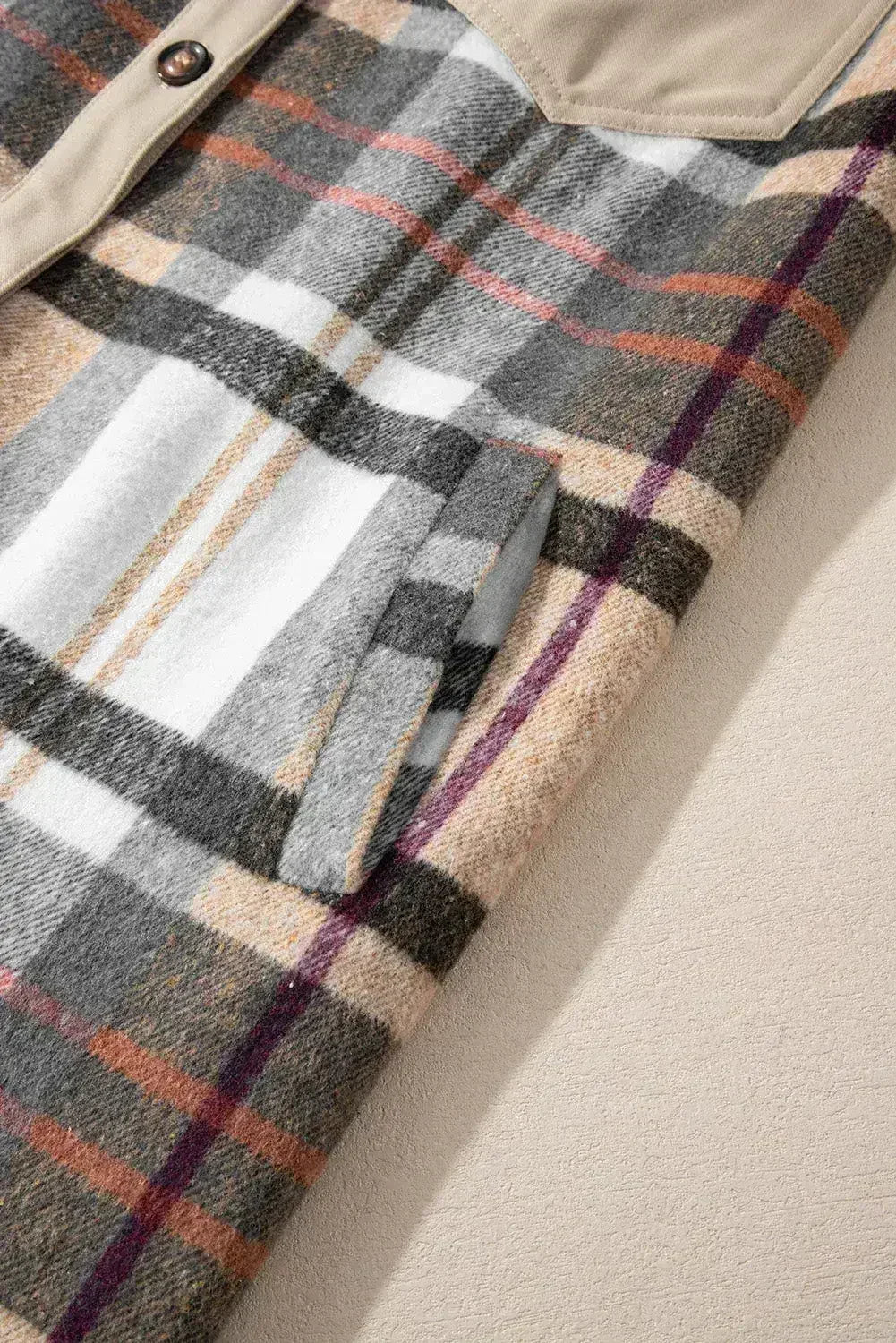 Mini-robe à manches longues patchwork à carreaux kaki avec poches