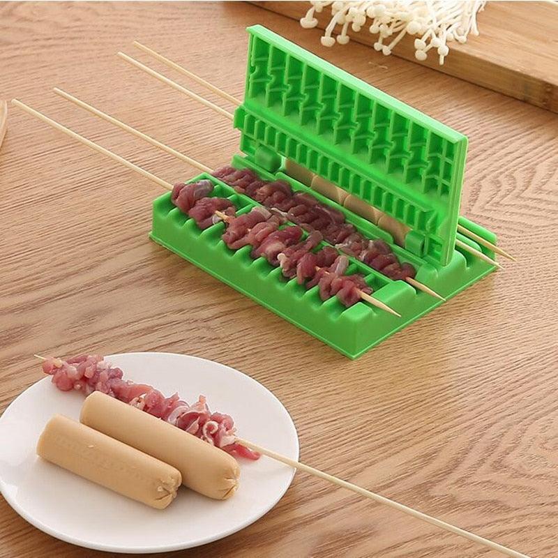 Machine à brochettes de barbecue, outils portables pour brochettes, boîte à brochettes, accessoires de cuisine pour barbecue, outils automatiques pour brochettes de viande, machine à brochettes de bœuf facile à utiliser, outils de cuisine et de barbecue