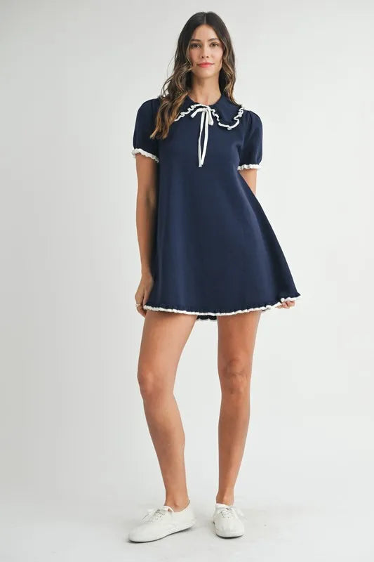 Mini-robe pour femme en maille fine à col volanté – Mini-robe volantée, Robe en maille fine, Robe à col, Mini-robe féminine, Robe en maille chic