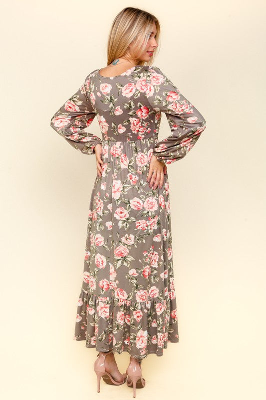 Robe florale à détail torsadé et ourlet volanté avec poches latérales pour femme – Imprimé floral féminin, détail torsadé sophistiqué, ourlet volanté amusant et poches pratiques