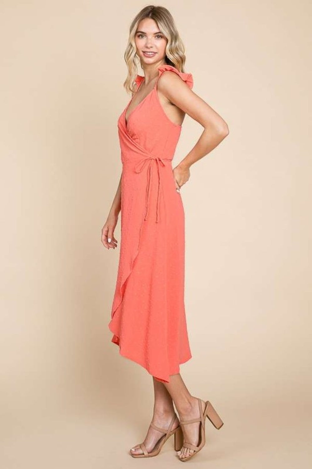 Robe portefeuille nuisette à volants pour femme – Robe portefeuille élégante à volants, Robe cache-cœur féminine, Robe portefeuille chic, Robe romantique à détails volantés, Robe de soirée sans effort, Robe nuisette flatteuse
