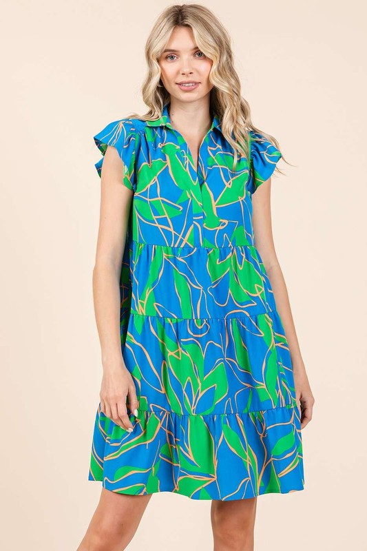 Nouvelle robe courte étagée à imprimé feuilles d'été et manches à volants – Motif feuilles frais et léger avec des manches à volants féminines