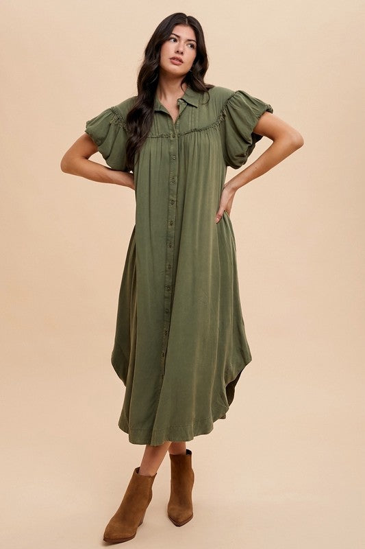Robe chemise boutonnée à manches bouffantes délavée pour femmes – Robe boutonnée fluide et tendance avec manches bouffantes, délavée pour un look chic sans effort