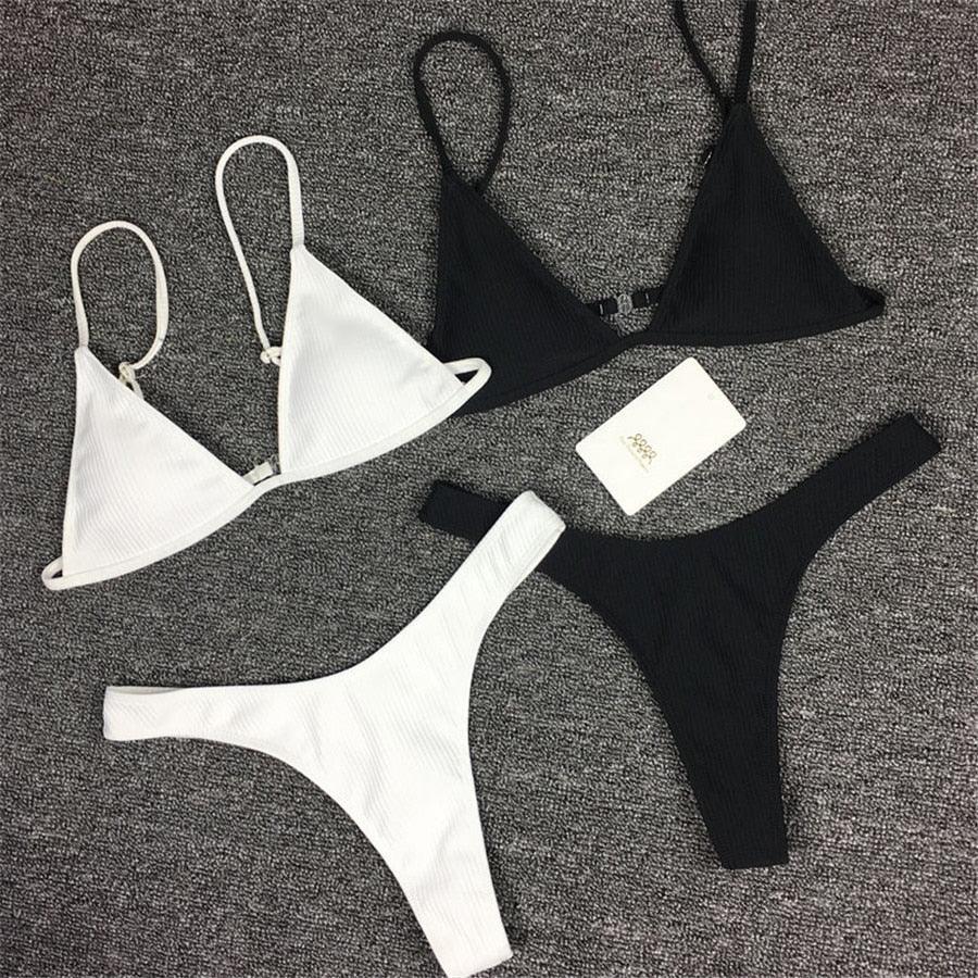 Ensemble de bikini - Maillot de bain petite coupe, style échancré, de plage, noir et blanc, micro-maillot de bain string, micro-bikinis string pour femmes, maillots de bain rembourrés échancrés