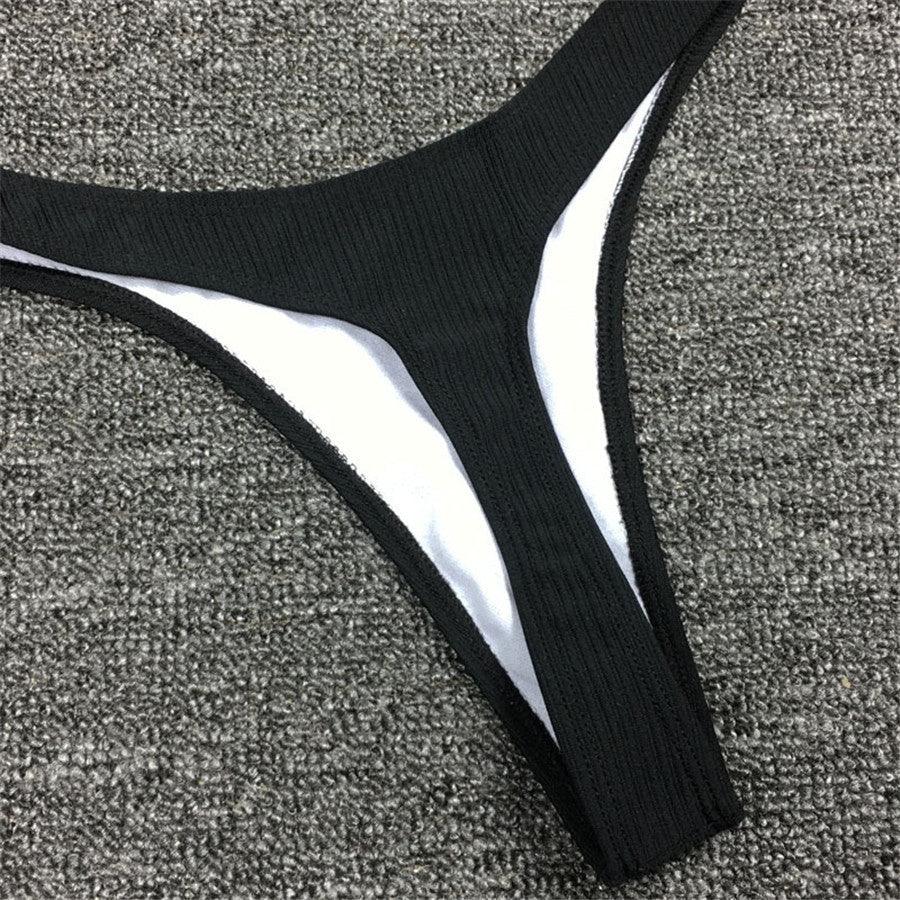 Ensemble de bikini - Maillot de bain petite coupe, style échancré, de plage, noir et blanc, micro-maillot de bain string, micro-bikinis string pour femmes, maillots de bain rembourrés échancrés
