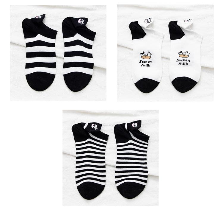 Chaussettes de cheville en coton noir et blanc brodées pour femme, motif vache de dessin animé, style marée, bouche peu profonde, mode mignonne, chaussettes de bateau unisexe pour hommes et femmes