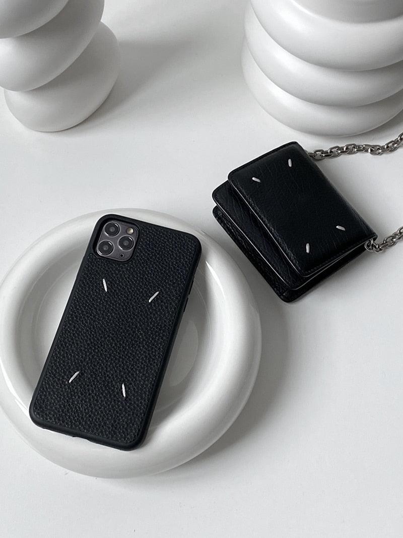 Étui de téléphone en cuir noir de luxe pour iPhone 13 12 14 Pro Max 7 8 Plus X XS XR 11 SE 2 Housse arrière classique en cuir Housse latérale arrière en cuir pour iPhone Design simple et élégant Étui noir pour smartphone