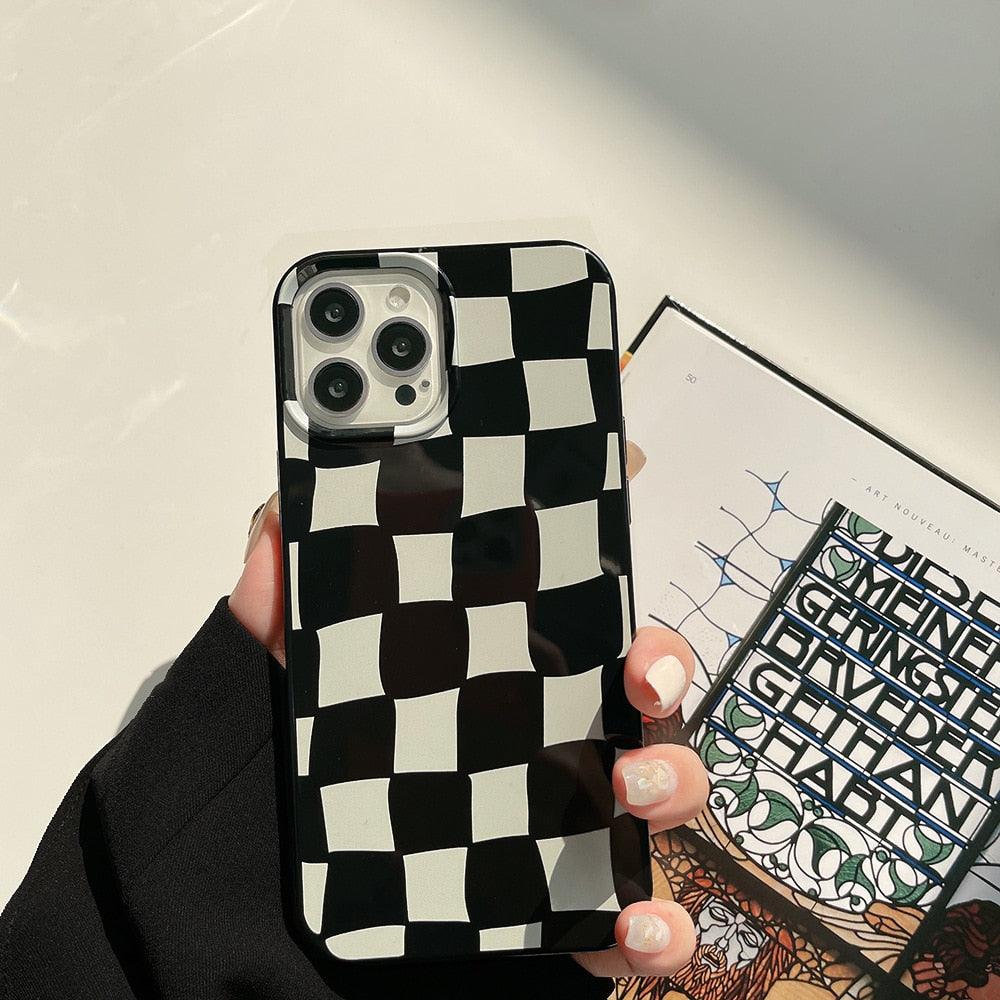 Coque de Téléphone Souple de Luxe à Damier Noir et Blanc pour iPhone 14 13 12 11 Pro Max Mini X XR 7 8 Plus XS Housse de Protection Antichoc Unisexe Coque de Téléphone Moderne Design Élégant