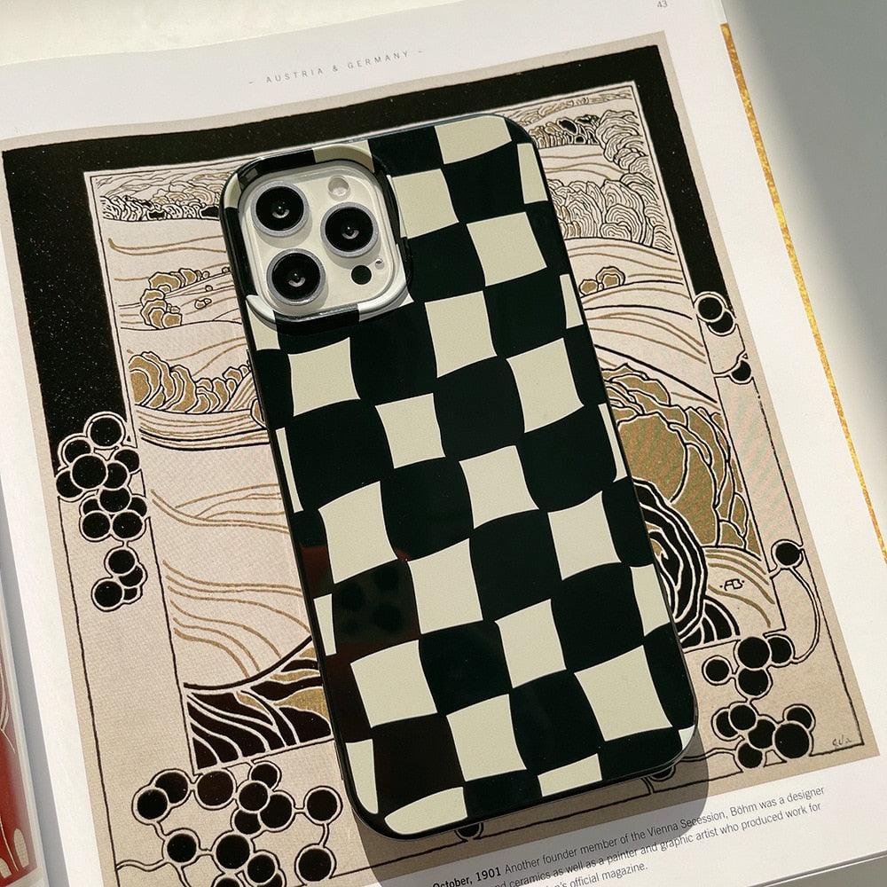 Coque de Téléphone Souple de Luxe à Damier Noir et Blanc pour iPhone 14 13 12 11 Pro Max Mini X XR 7 8 Plus XS Housse de Protection Antichoc Unisexe Coque de Téléphone Moderne Design Élégant