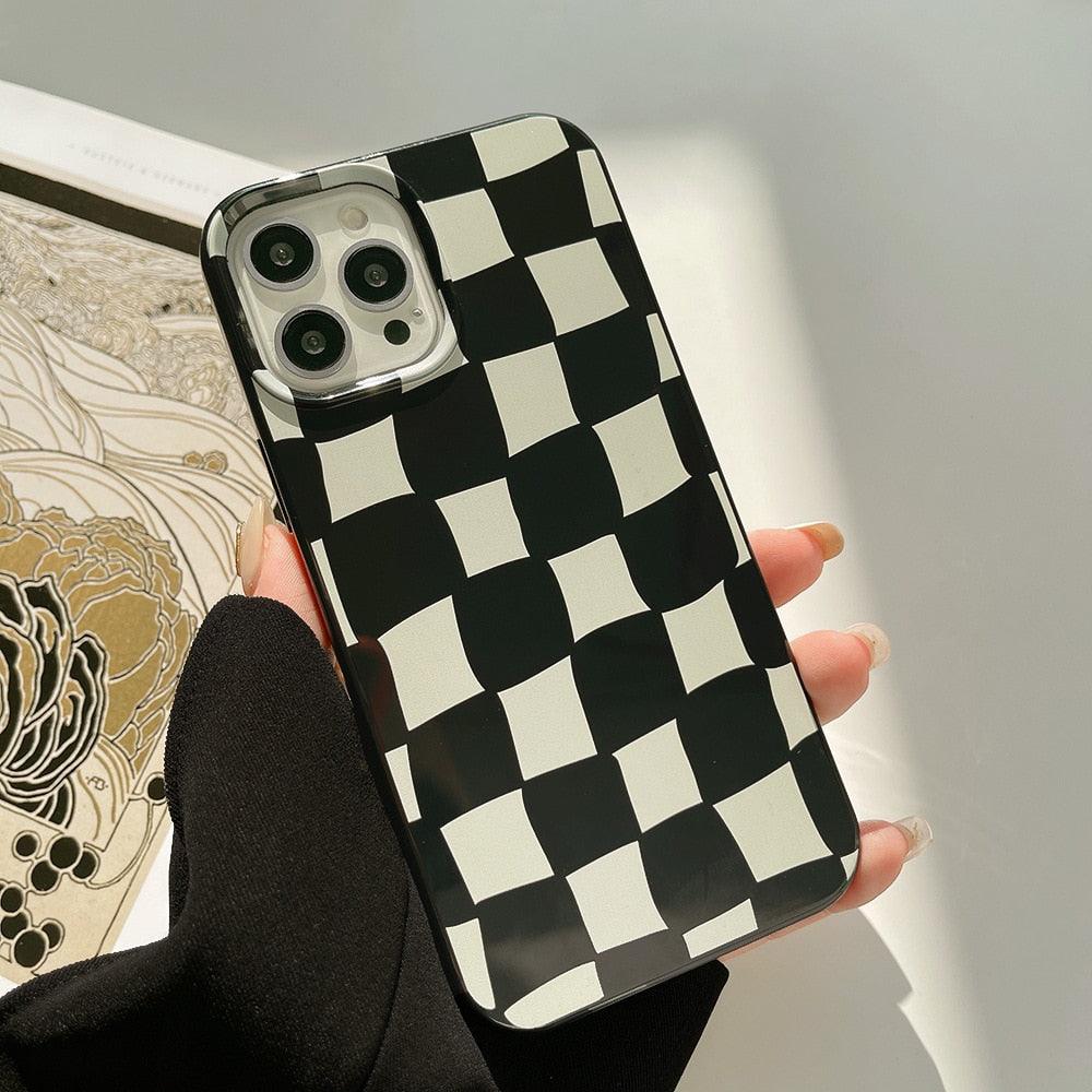 Coque de Téléphone Souple de Luxe à Damier Noir et Blanc pour iPhone 14 13 12 11 Pro Max Mini X XR 7 8 Plus XS Housse de Protection Antichoc Unisexe Coque de Téléphone Moderne Design Élégant