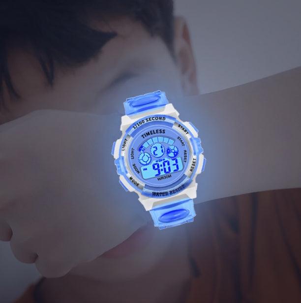 Montres numériques militaires sportives pour garçons, montres pour enfants, montre de mode lumineuse à LED, alarme camouflage vert, étanche avec rétroéclairage LED 7 couleurs, montre-bracelet multifonction pour garçons et filles