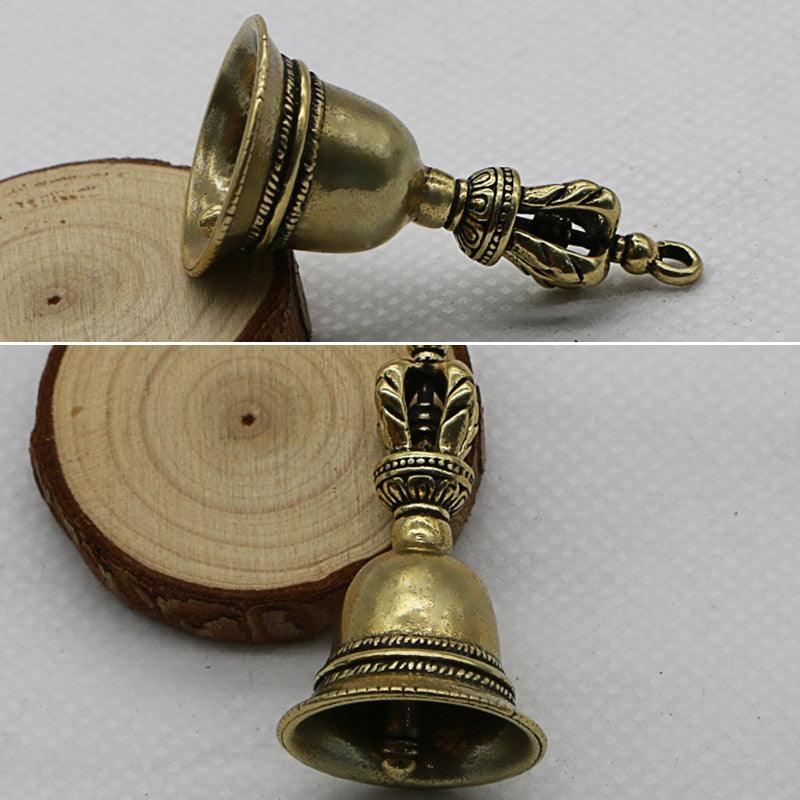 Cloche éolienne en laiton faite à la main, moulée sous pression, porte-clés magique, bouton de voiture, ornement suspendu, clochette tibétaine en bronze, cadeau créatif, pendentif de décoration d'intérieur, le meilleur cadeau d'anniversaire